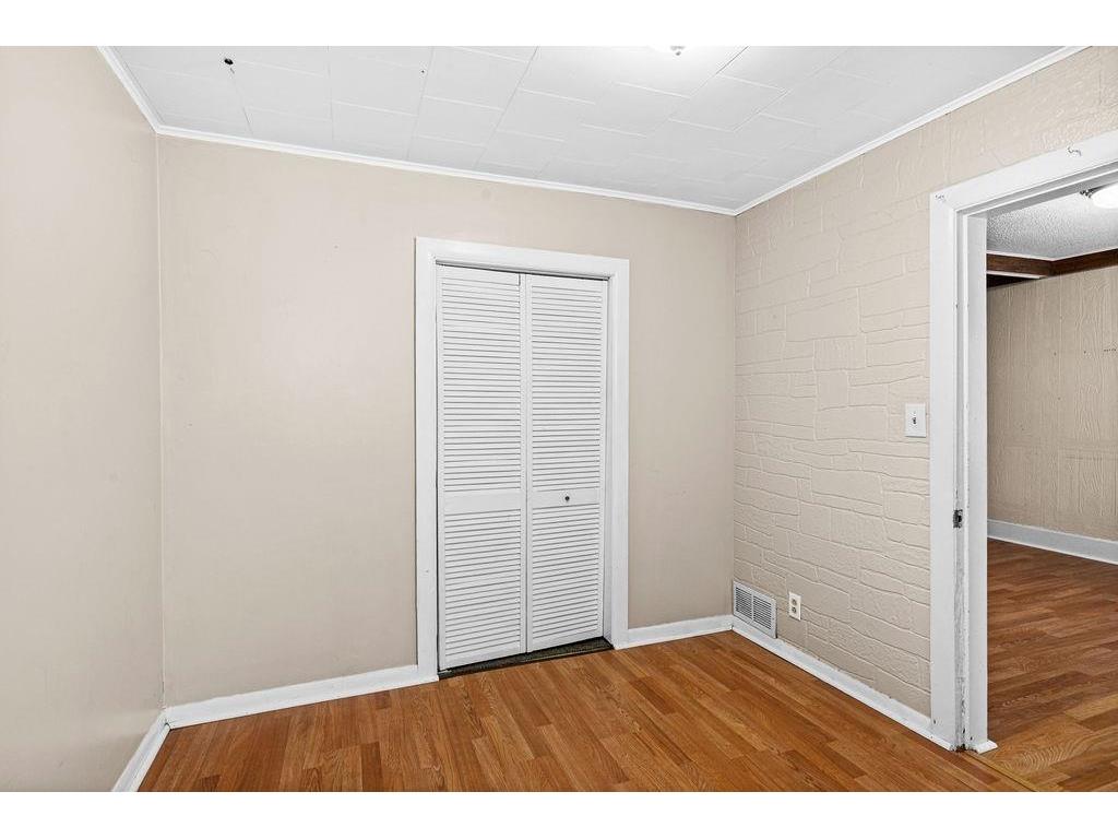 328 S 57th Avenue W Duluth MN 55807 6823881 image8