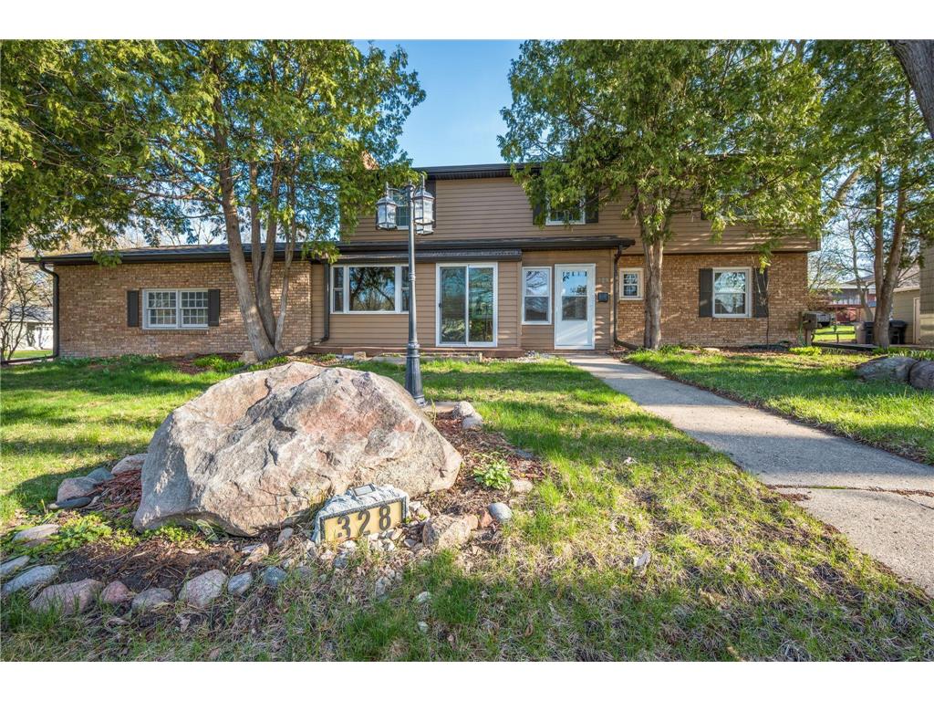 328 S Redwood Drive Mankato MN 56001 7043824 image1
