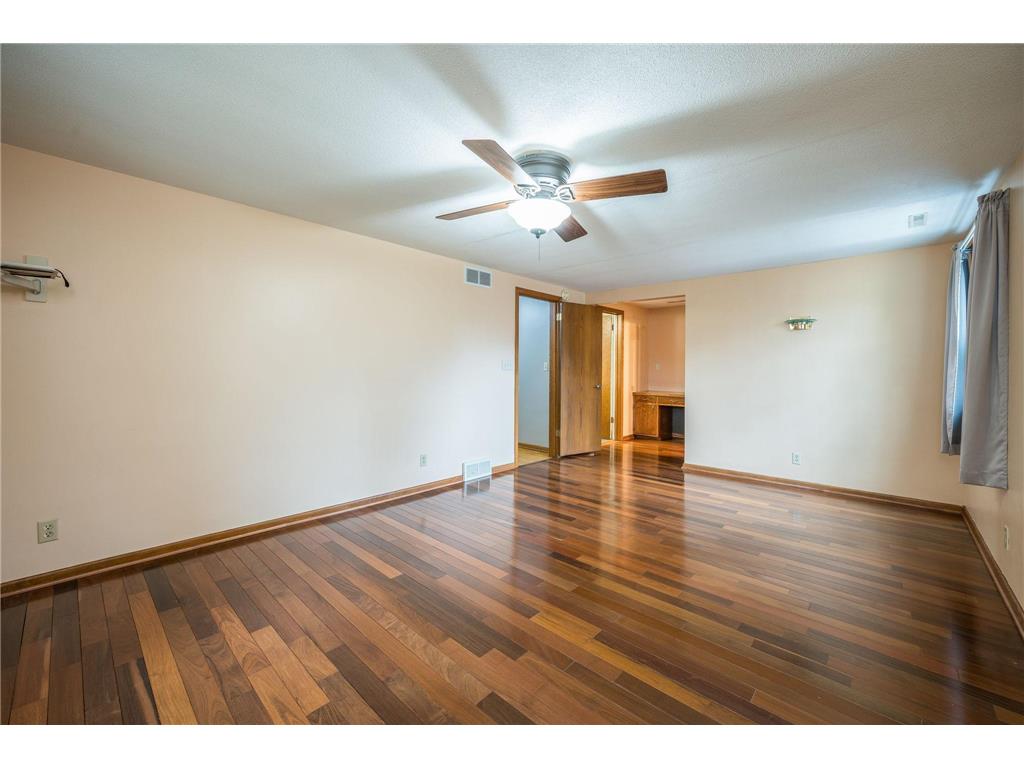 328 S Redwood Drive Mankato MN 56001 7043824 image22