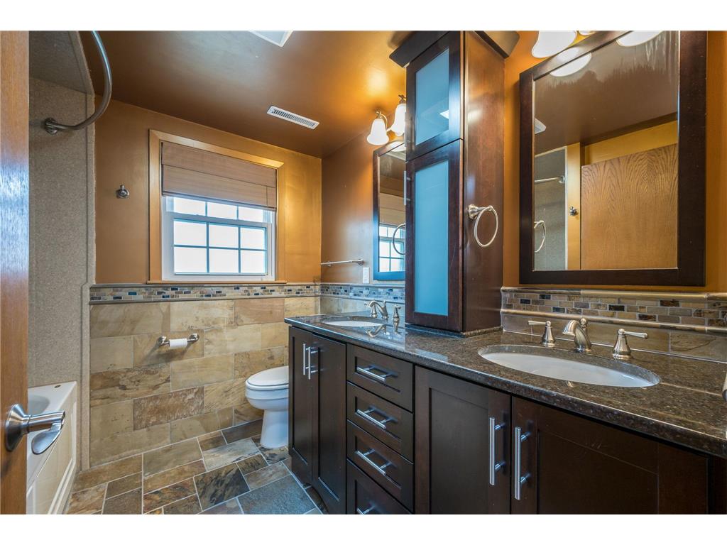 328 S Redwood Drive Mankato MN 56001 7043824 image34