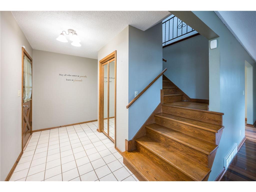 328 S Redwood Drive Mankato MN 56001 7043824 image9