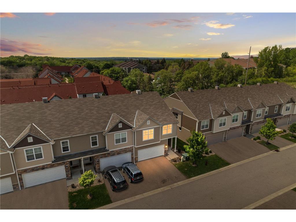 328 Stonewood Place Burnsville MN 55306 6540152 image1