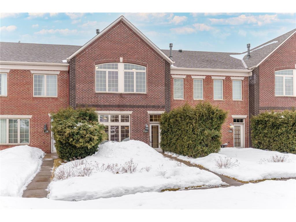 328 Valley Commons Hudson WI 54016 6335614 image1