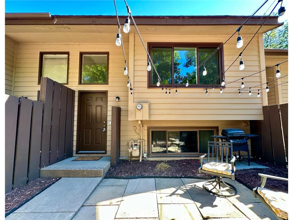 328 W Eagle Lake Drive Maple Grove MN 55369 6607918 image1