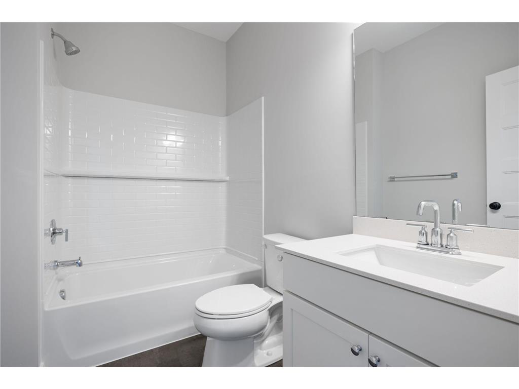 3280 Linden Avenue N Lake Elmo MN 55042 7040141 image21