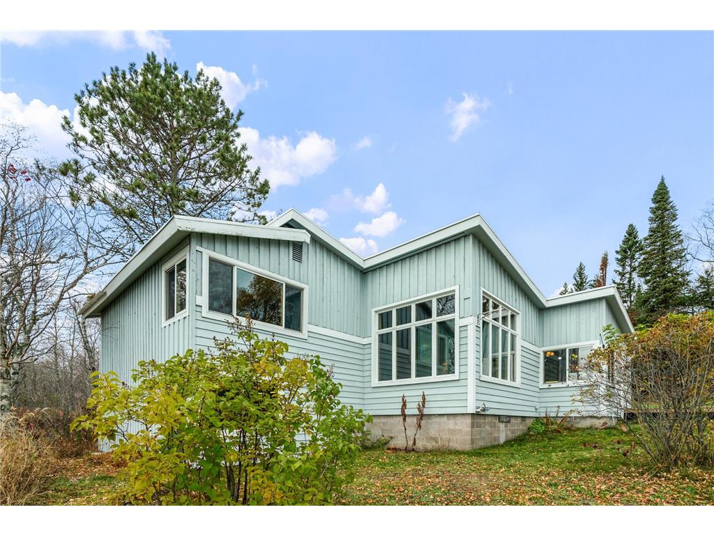 3280 W Highway 61 Grand Marais MN 55604 - Superior 6466946 image1