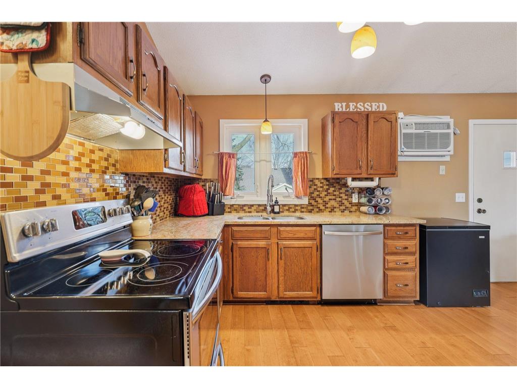 3282 Edgerton Street Vadnais Heights MN 55127 7060140 image14