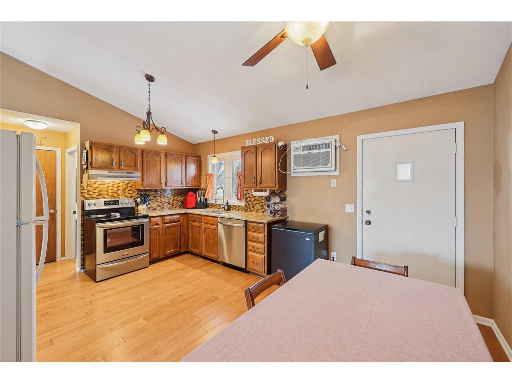3282 Edgerton Street Vadnais Heights MN 55127 7060140 image17