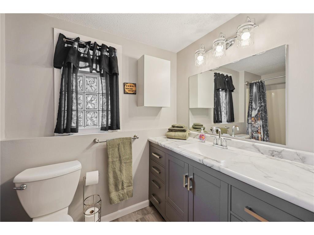 3282 Edgerton Street Vadnais Heights MN 55127 7060140 image34