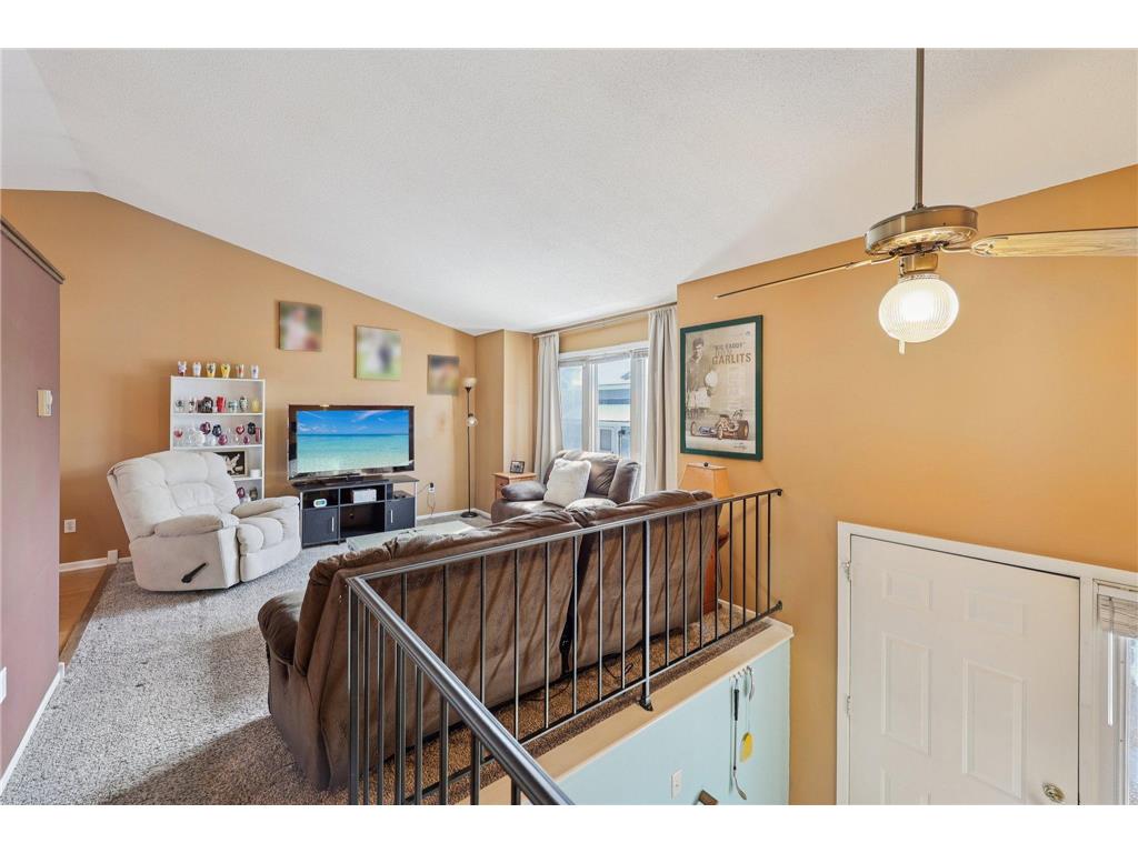 3282 Edgerton Street Vadnais Heights MN 55127 7060140 image7