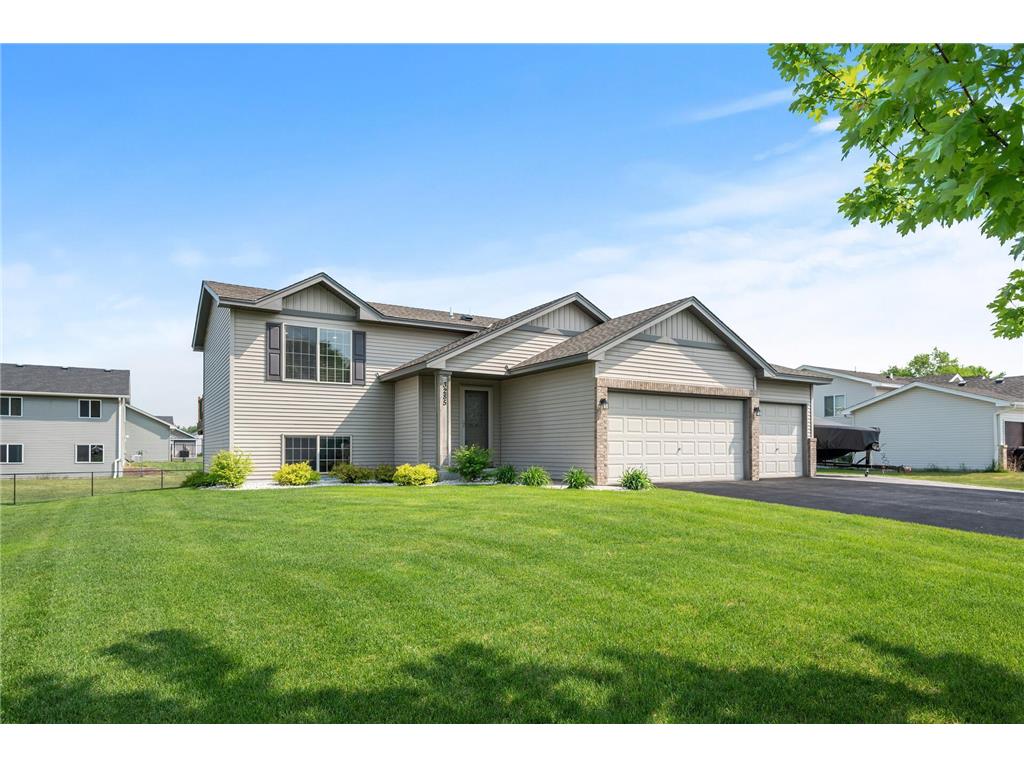 3285 235th Avenue NW Saint Francis MN 55070 6365608 image1