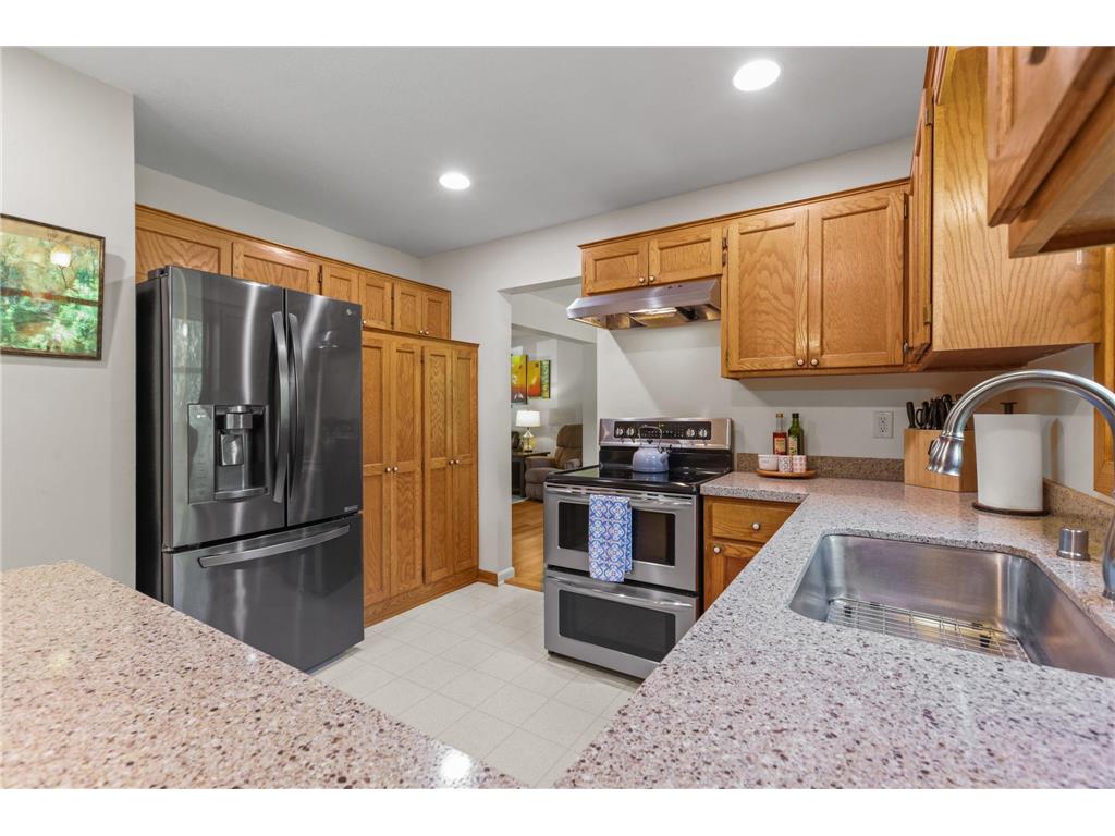 3287 Churchill Drive Woodbury MN 55125 7098372 image16