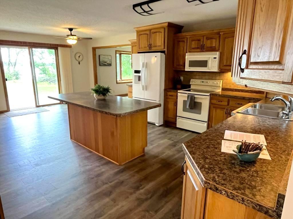 32896 South Shore Dr Otter Tail Twp MN 56571 - Long Lake 7010396 image37