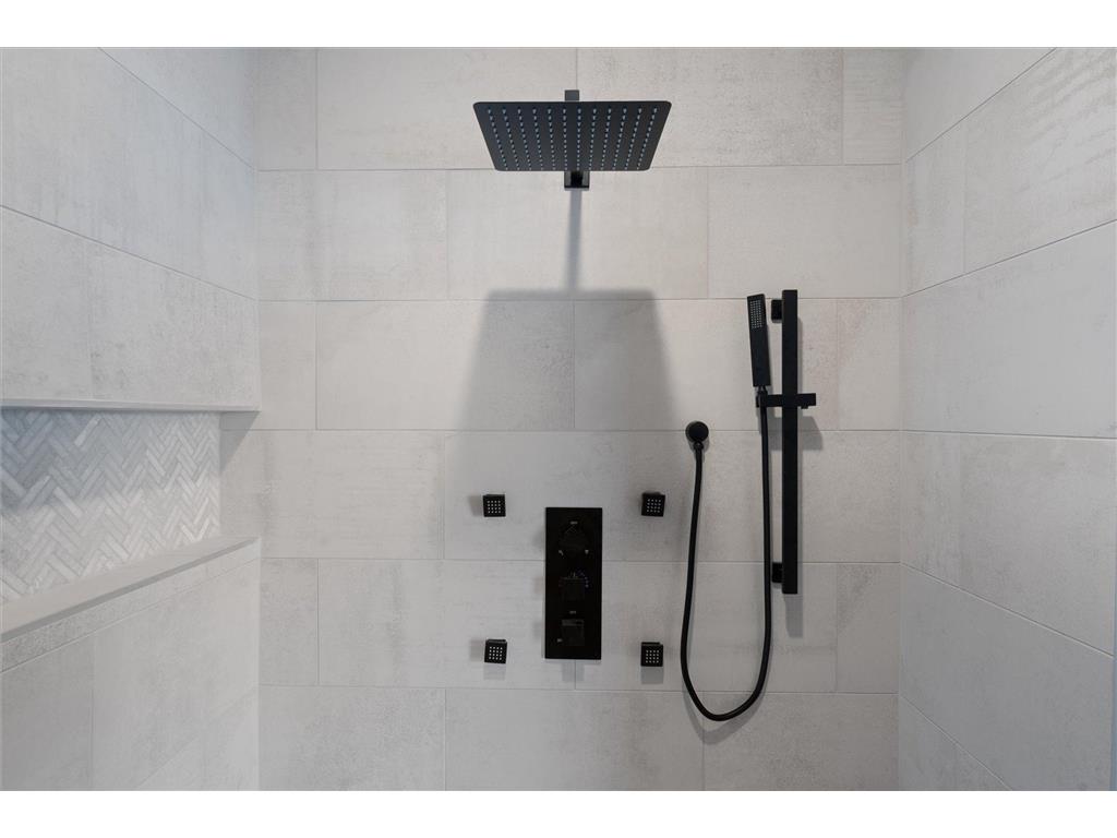 329 138th Avenue Saint Joseph Twp WI 54082 6776499 image24