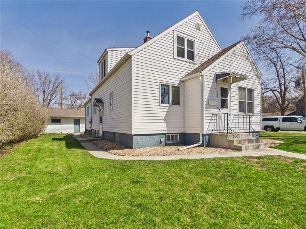 329 1st Avenue NE Glenwood MN 56334 7060730 image1