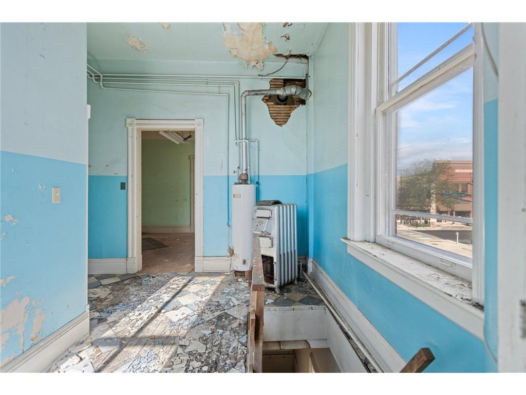 329 Central Avenue N Faribault MN 55021 7012008 image15