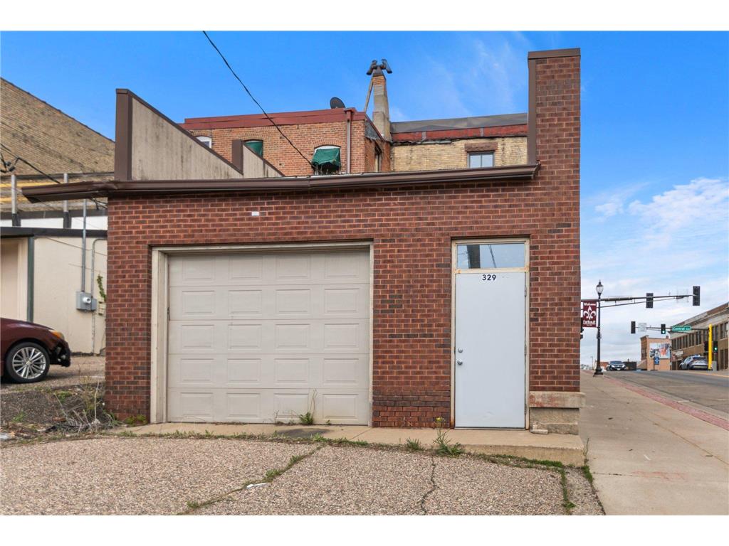329 Central Avenue N Faribault MN 55021 7012008 image7