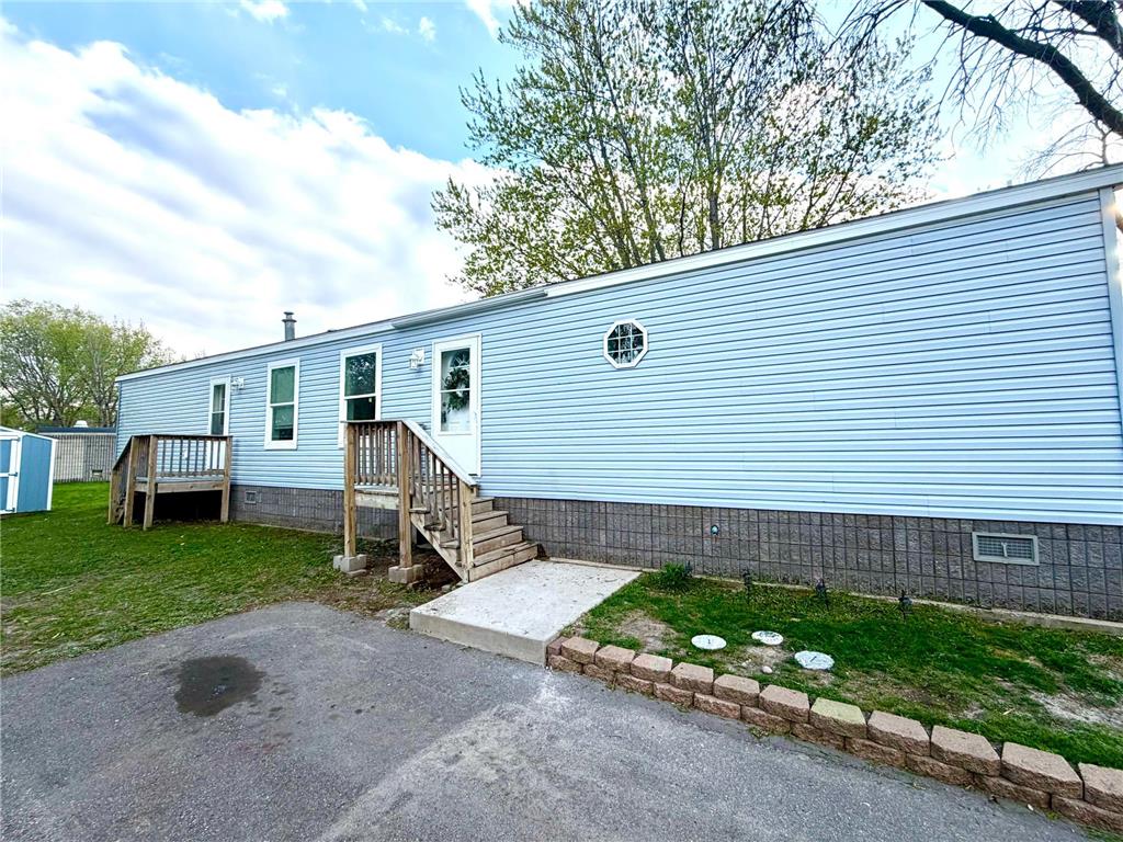 329 Cimarron Lake Elmo MN 55042 7071073 image2