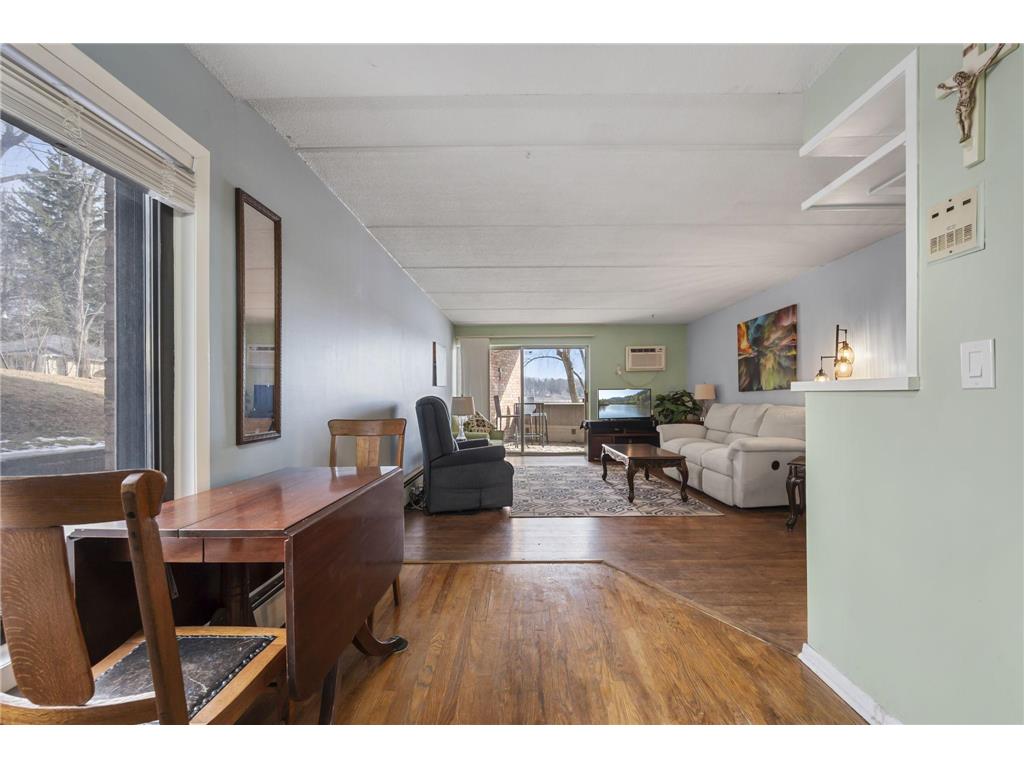 329 Geneva Avenue N #102 Oakdale MN 55128 - Tanners 7030660 image15