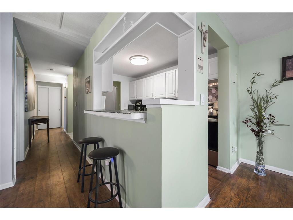 329 Geneva Avenue N #102 Oakdale MN 55128 - Tanners 7030660 image19