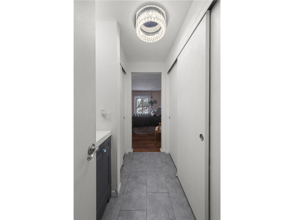 329 Geneva Avenue N #102 Oakdale MN 55128 - Tanners 7030660 image26