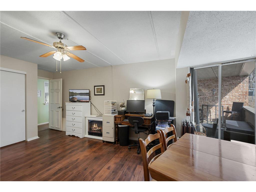 329 Geneva Avenue N #102 Oakdale MN 55128 - Tanners 7030660 image29