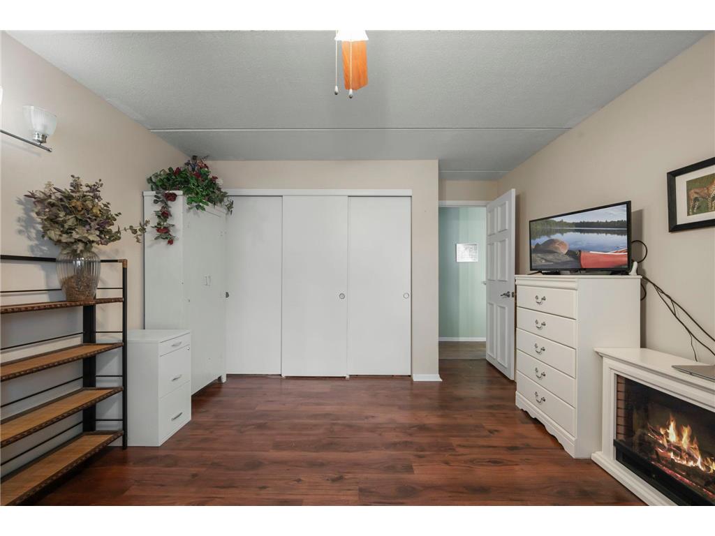 329 Geneva Avenue N #102 Oakdale MN 55128 - Tanners 7030660 image30