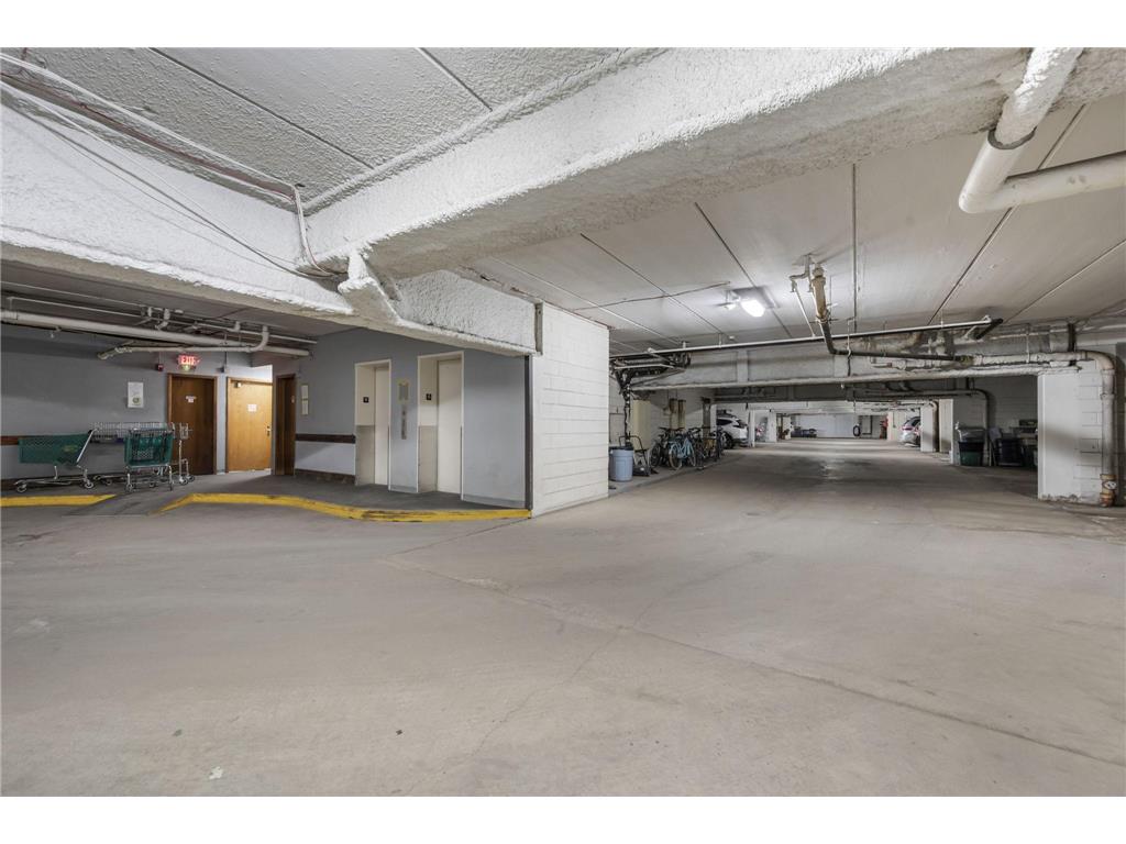 329 Geneva Avenue N #102 Oakdale MN 55128 - Tanners 7030660 image45