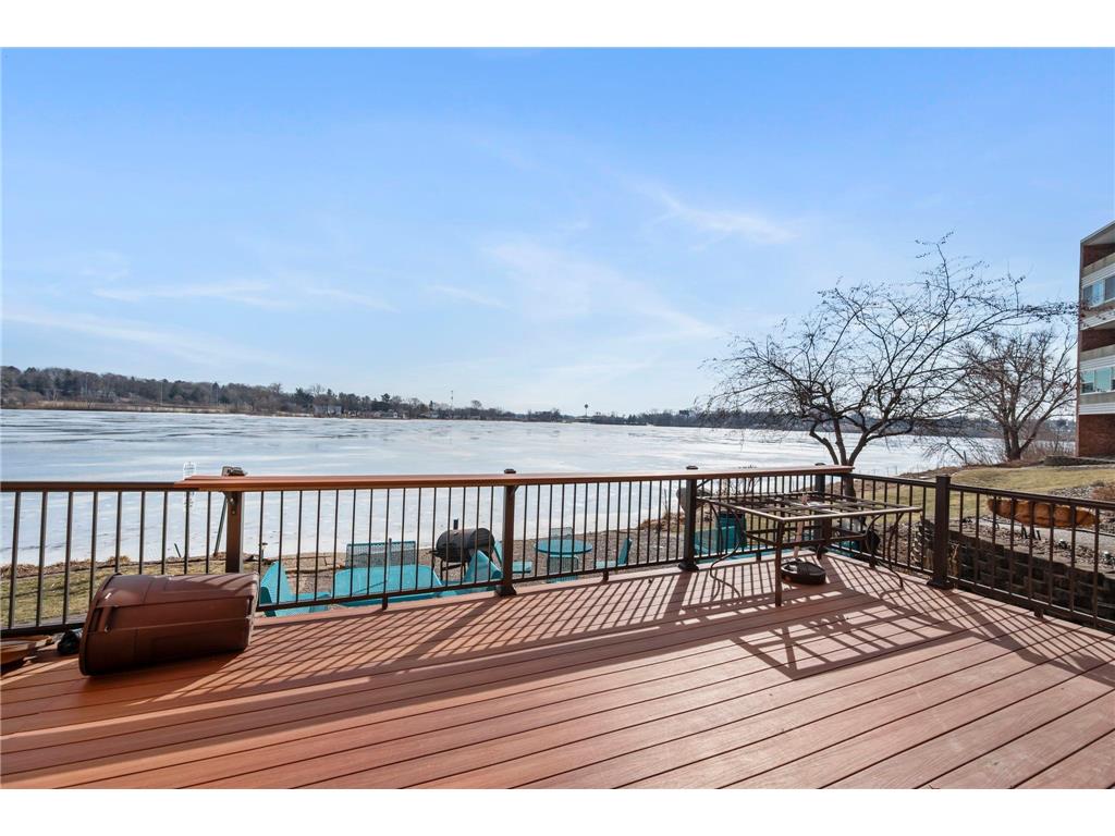 329 Geneva Avenue N #102 Oakdale MN 55128 - Tanners 7030660 image47