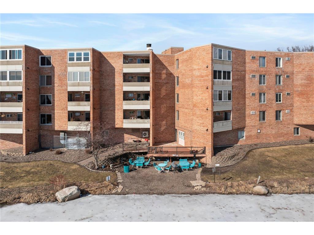 329 Geneva Avenue N #102 Oakdale MN 55128 - Tanners 7030660 image51