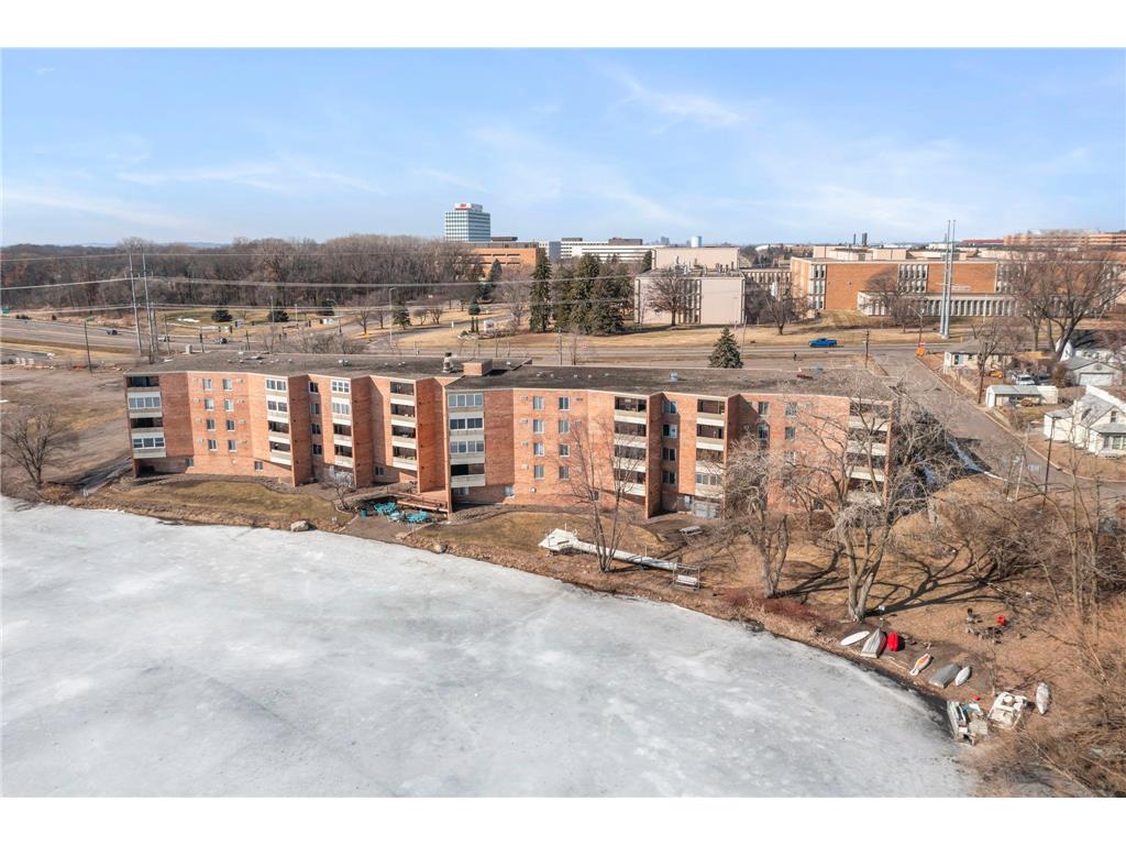 329 Geneva Avenue N #102 Oakdale MN 55128 - Tanners 7030660 image53