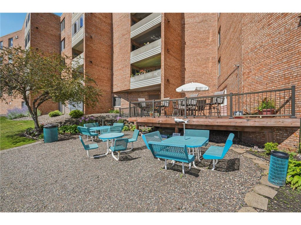 329 Geneva Avenue N #102 Oakdale MN 55128 - Tanners 7030660 image59