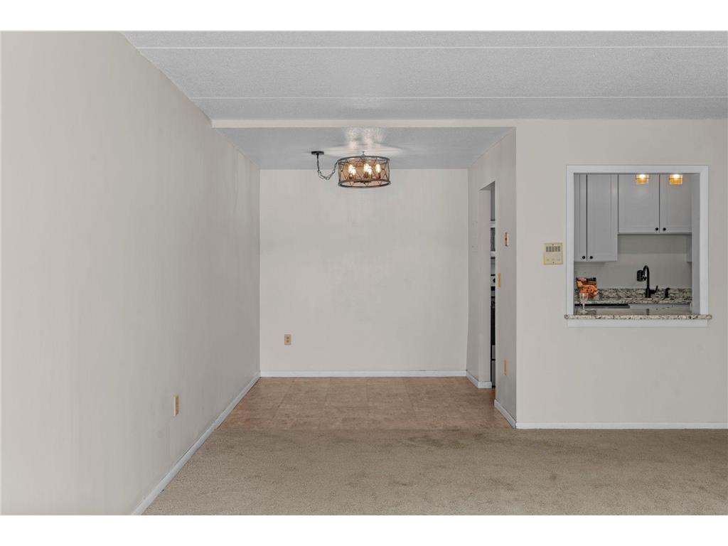 329 Geneva Avenue N #204 Oakdale MN 55128 - Tanners 7086966 image11