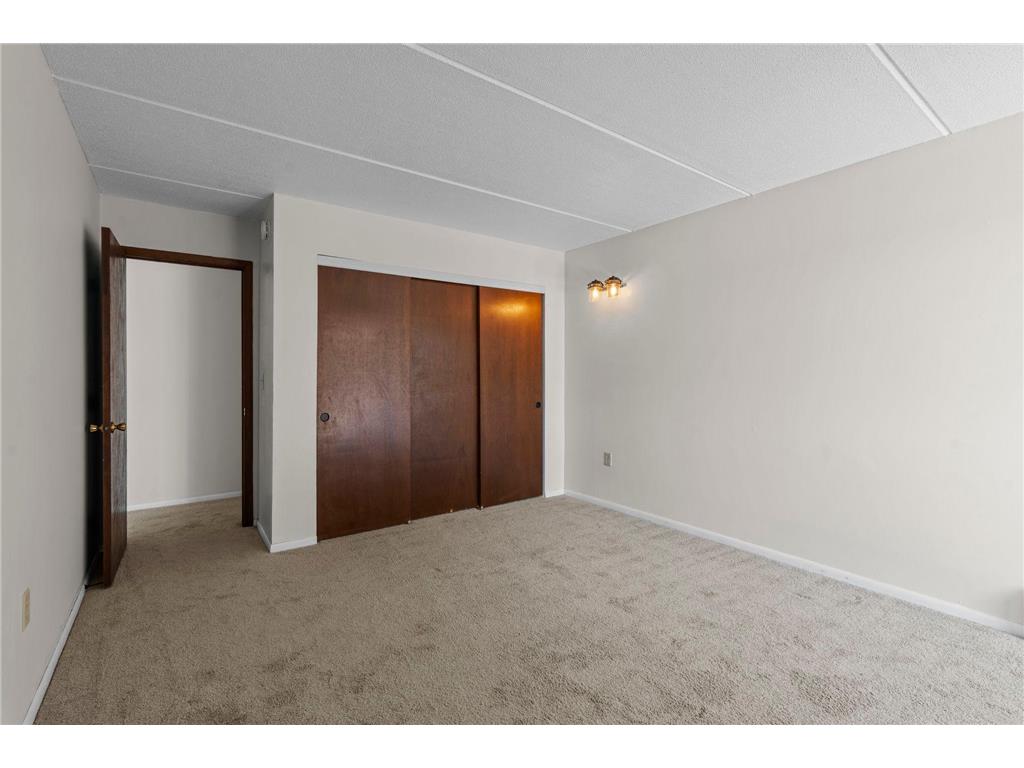 329 Geneva Avenue N #204 Oakdale MN 55128 - Tanners 7086966 image20