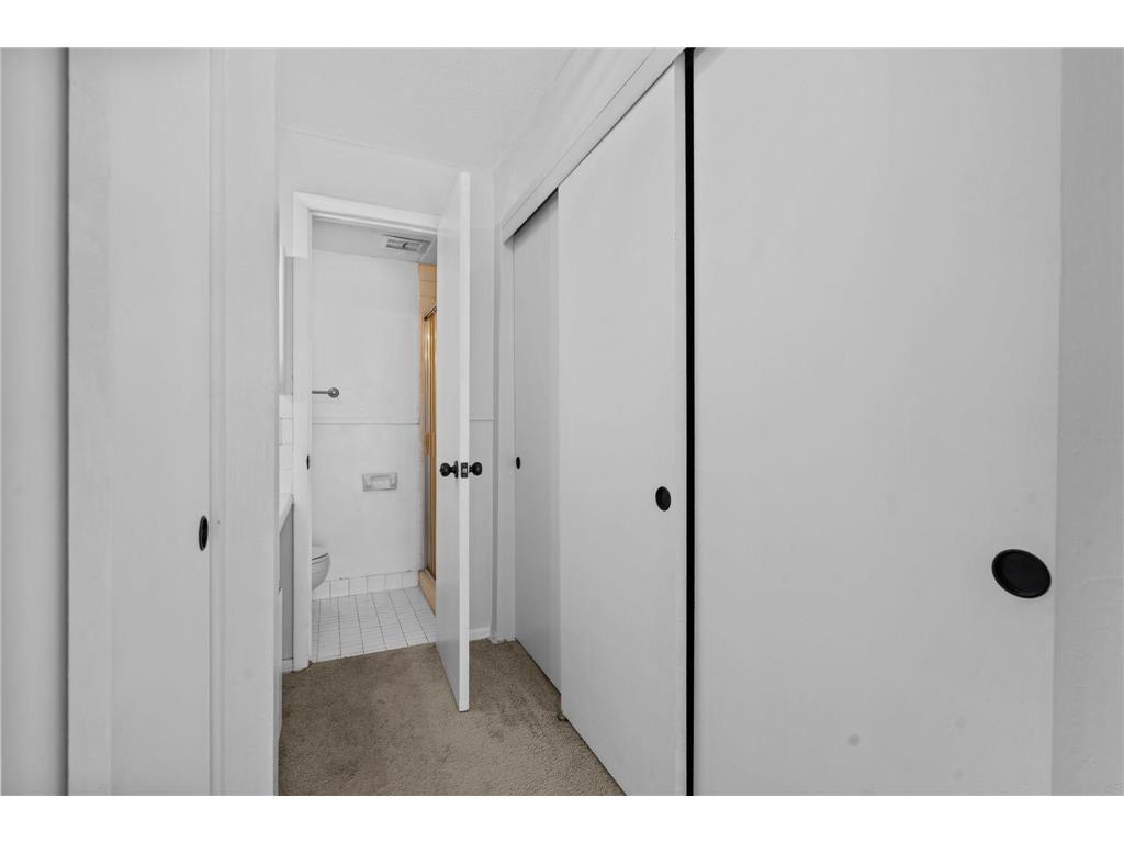 329 Geneva Avenue N #204 Oakdale MN 55128 - Tanners 7086966 image31