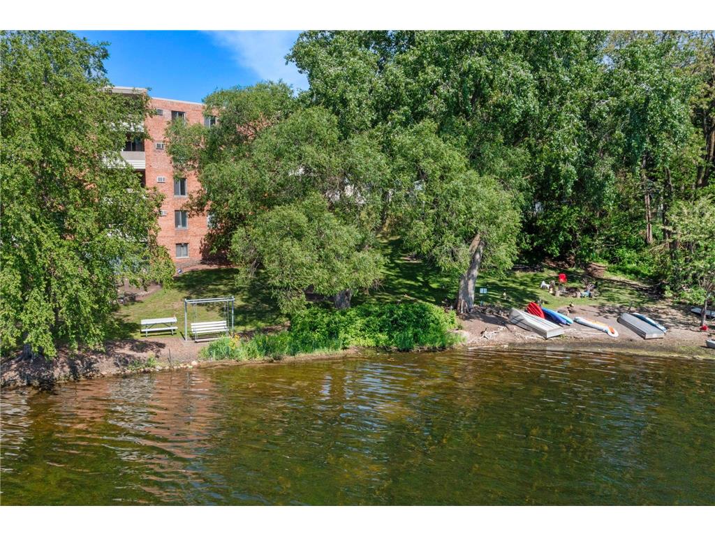 329 Geneva Avenue N #204 Oakdale MN 55128 - Tanners 7086966 image38