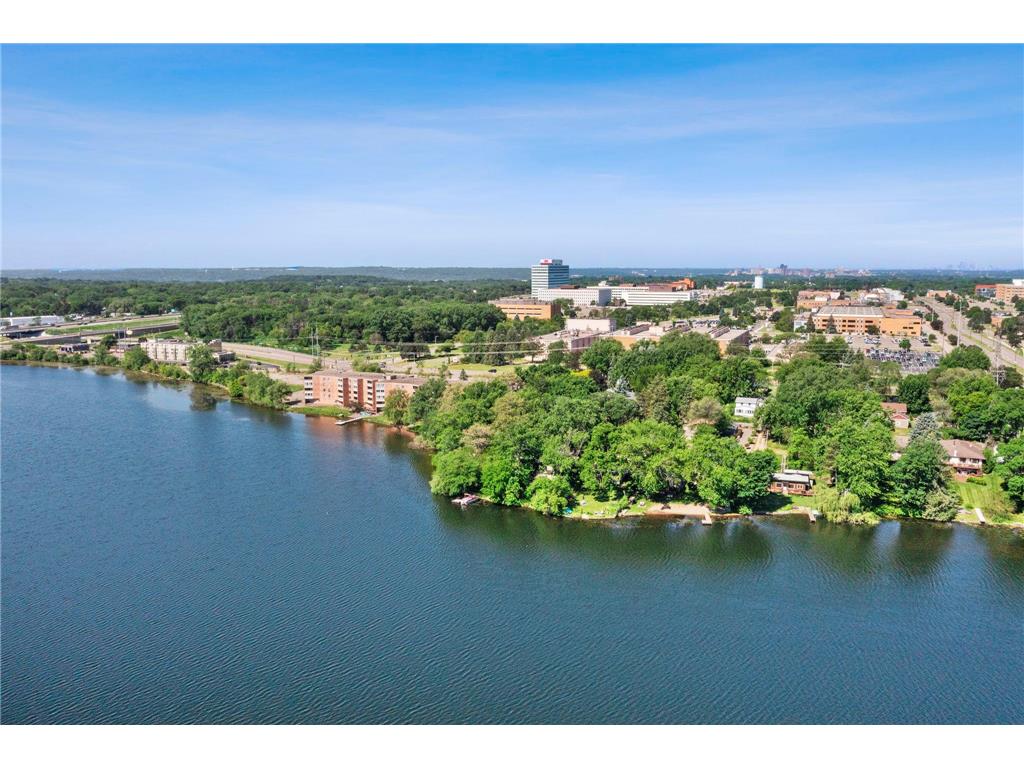 329 Geneva Avenue N #204 Oakdale MN 55128 - Tanners 7086966 image46