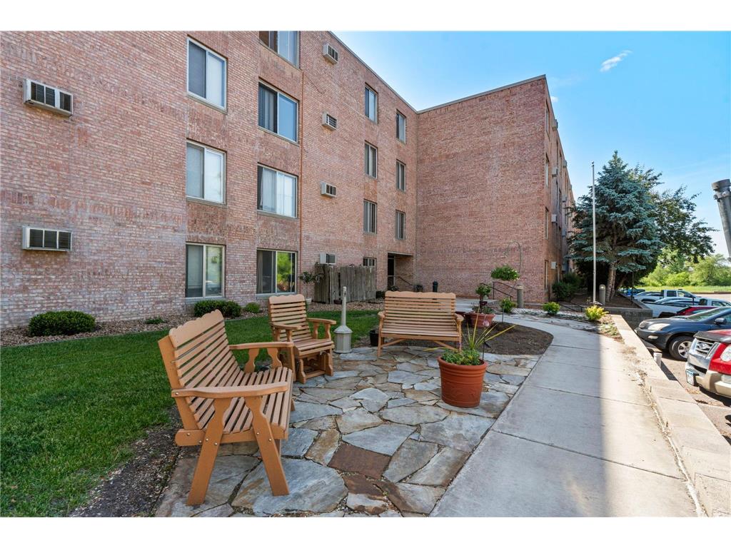 329 Geneva Avenue N #204 Oakdale MN 55128 - Tanners 7086966 image50