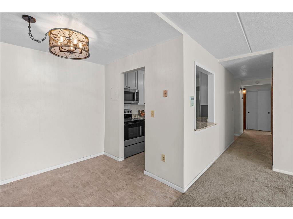 329 Geneva Avenue N #204 Oakdale MN 55128 - Tanners 7086966 image9