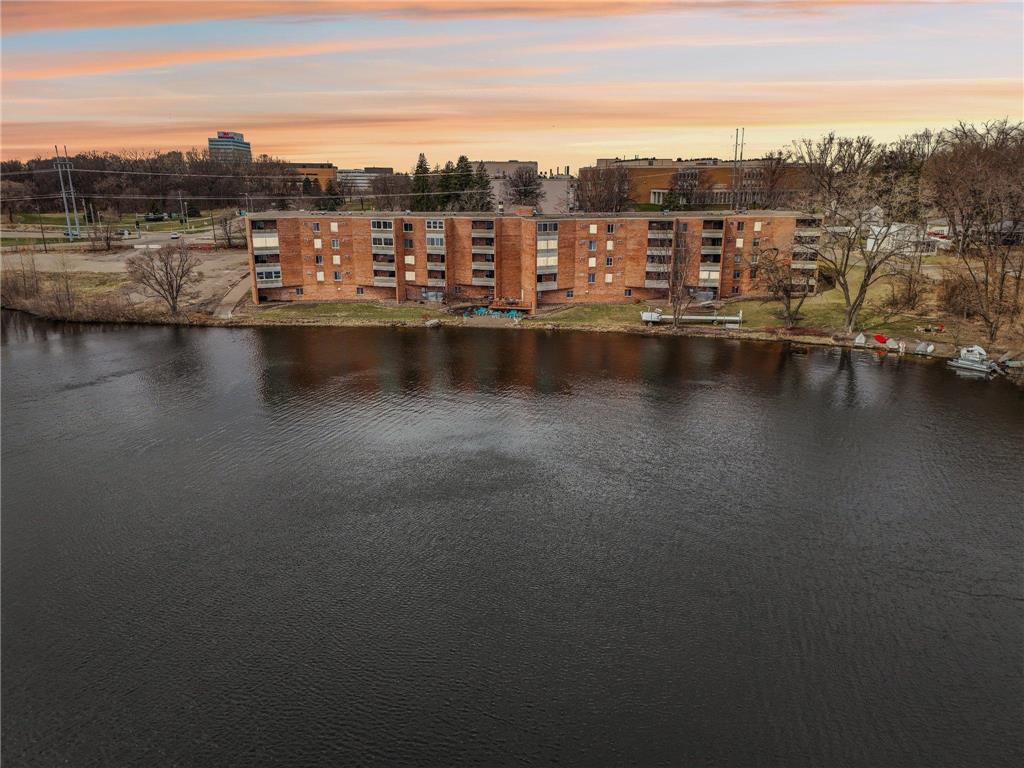 329 Geneva Avenue N #212 Oakdale MN 55128 - Tanners 6703889 image1