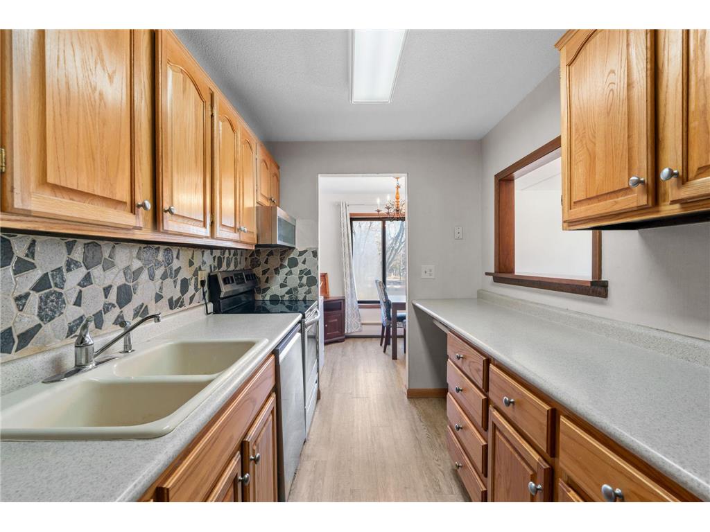 329 Geneva Avenue N #402 Oakdale MN 55128 - Tanners 7048266 image14