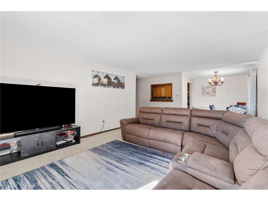 329 Geneva Avenue N #402 Oakdale MN 55128 - Tanners 7048266 image19