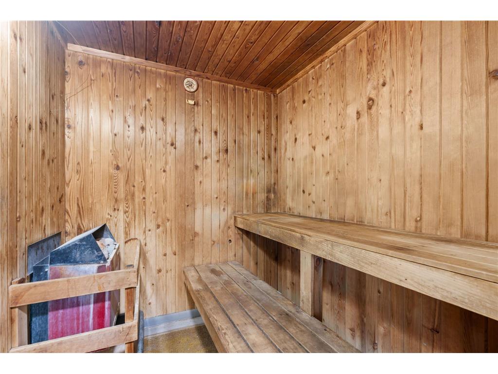 329 Geneva Avenue N #402 Oakdale MN 55128 - Tanners 7048266 image35
