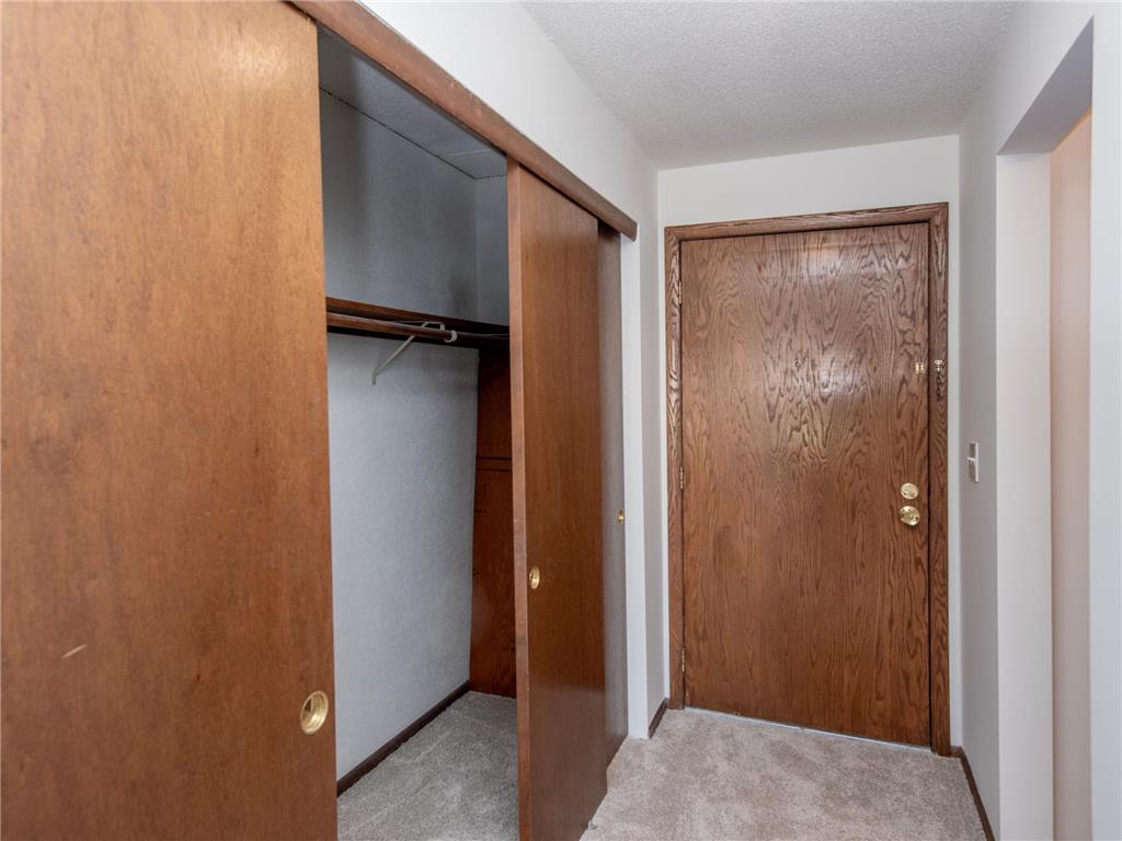 329 Geneva Avenue N #403 Oakdale MN 55128 - Tanners 7055661 image10