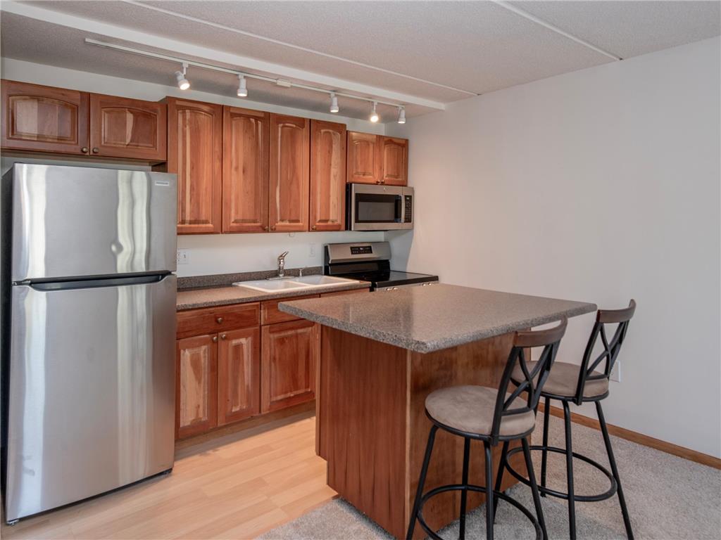 329 Geneva Avenue N #403 Oakdale MN 55128 - Tanners 7055661 image5