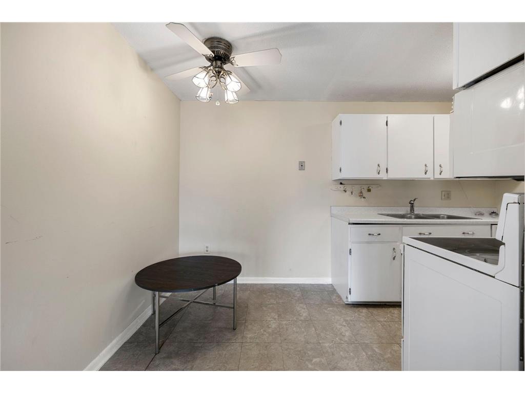 329 Geneva Avenue N #411 Oakdale MN 55128 - Tanners 6790051 image5