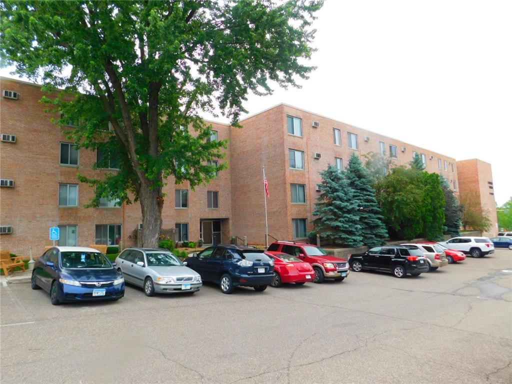 329 Geneva Avenue N #413 Oakdale MN 55128 - Tanners 6658031 image1