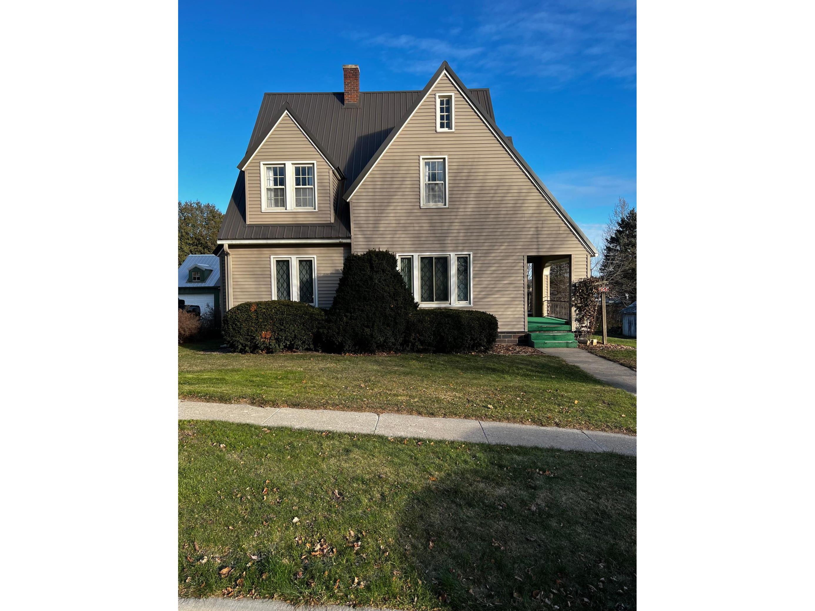 329 Minnesota Avenue W, Mabel, MN, 55954 MLS 6129760 Edina Realty