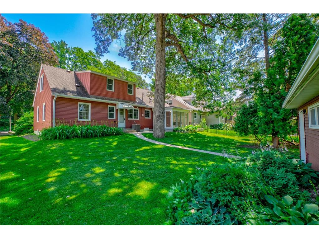329 Stonebridge Boulevard Saint Paul MN 55105 7068443 image36