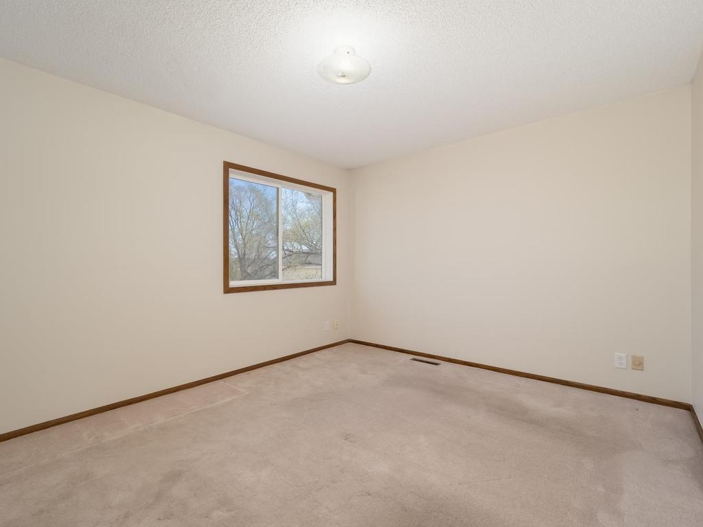 329 Winifred Street E Saint Paul MN 55107 7057547 image11